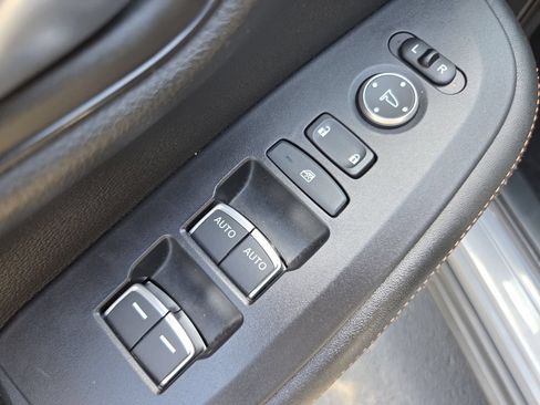 Certified 2023 Honda HR-V Sport image 32