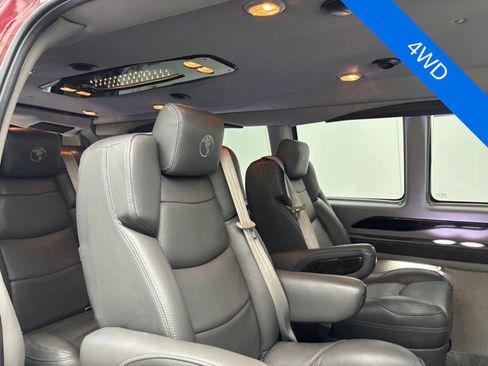 Used 2020 Chevrolet Express 2500 Extended w/ Enhanced Convenience Package RWD image 43