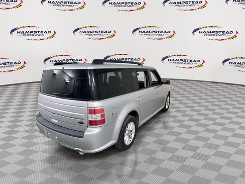 Used 2019 Ford Flex SE image 8