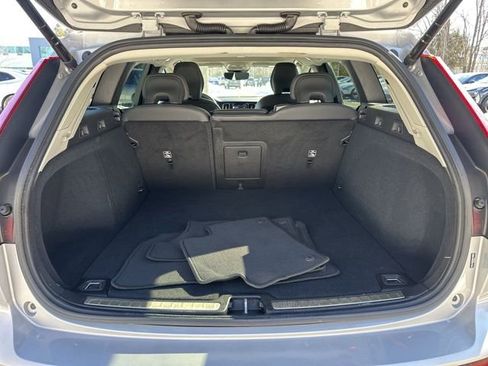 Certified 2025 Volvo V60 B5 Cross Country Plus image 35