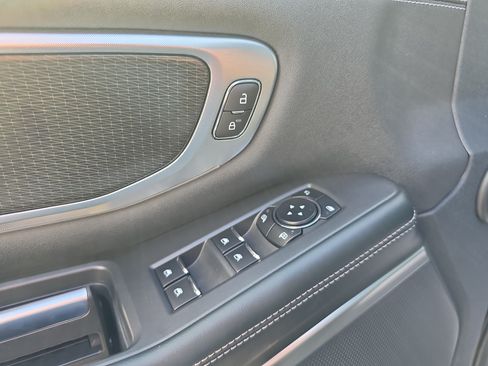 Used 2025 Ford Expedition Platinum w/ Stealth Performance Package AWD/4WD image 19