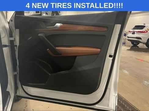 Certified 2023 Audi Q5 2.0T Premium w/ Convenience Package image 24