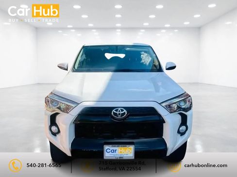 Used 2015 Toyota 4Runner 4WD image 2