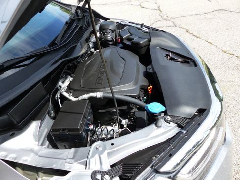 Used 2024 Honda Odyssey EX-L image 18