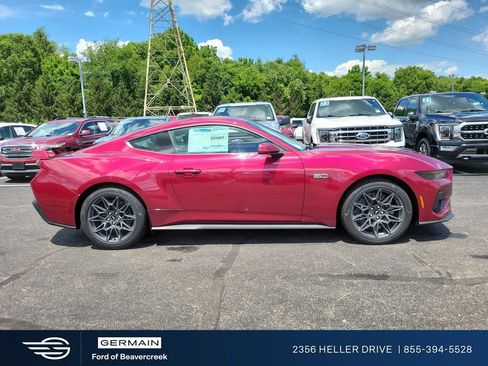 New 2026 Ford Mustang GT Premium w/ GT Performance Package RWD image 4