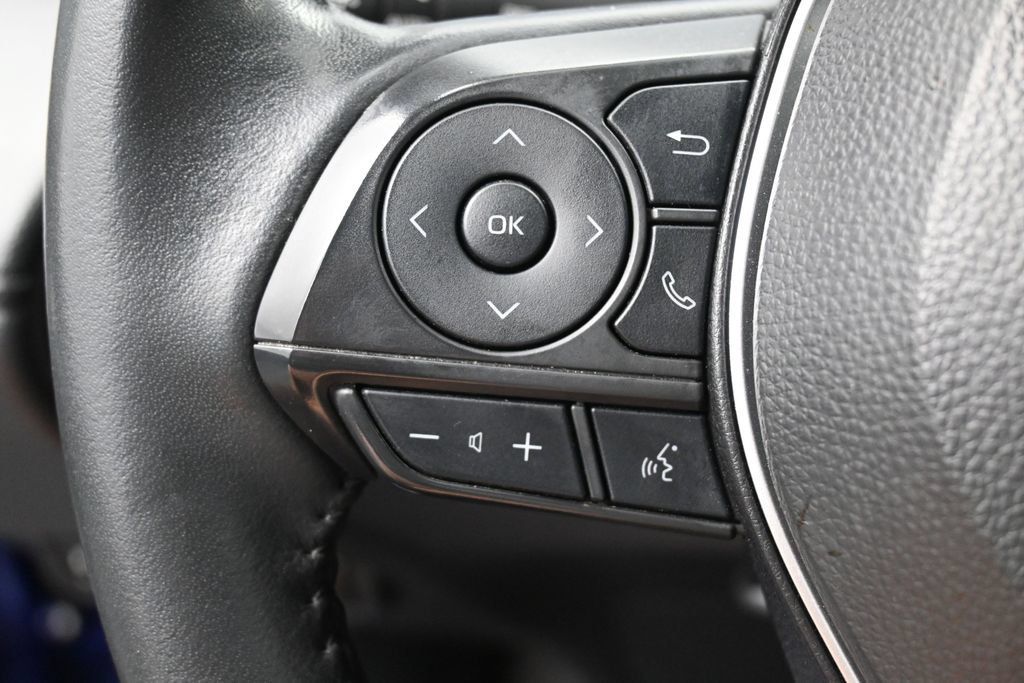 Used 2024 Toyota Corolla Cross AWD Hybrid w/ Convenience Package image 16