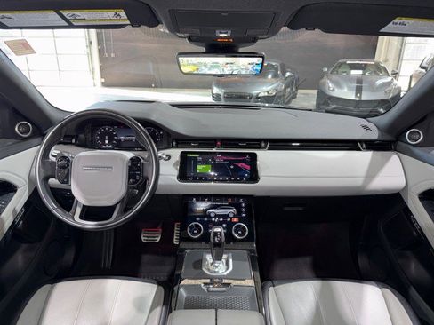 Used 2020 Land Rover Range Rover Evoque First Edition image 9