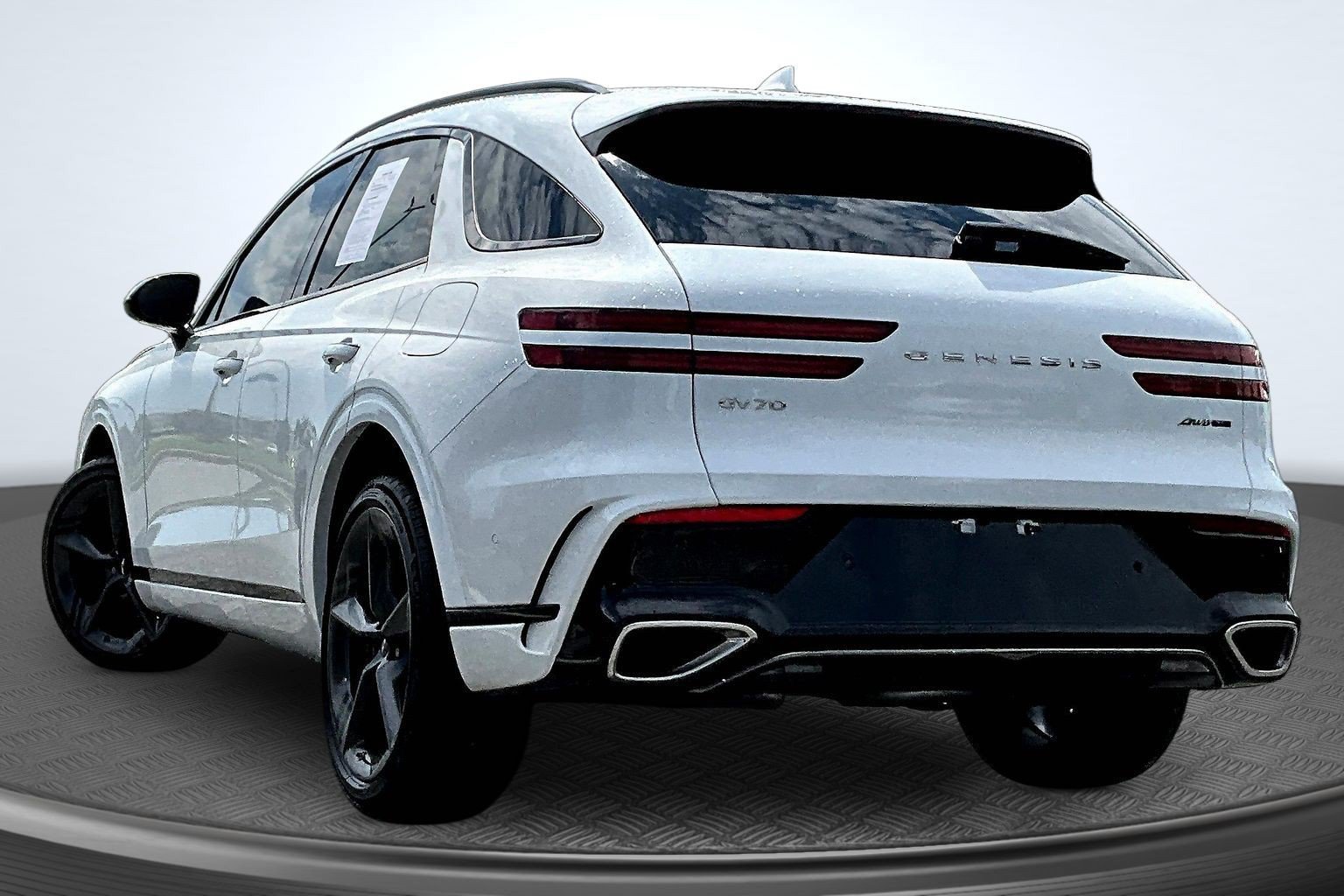 Used 2026 Genesis GV70 3.5T Sport Prestige AWD/4WD image 3