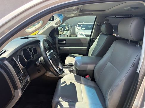 Used 2016 Toyota Sequoia Limited w/ Safety & Convenience Package AWD/4WD image 10