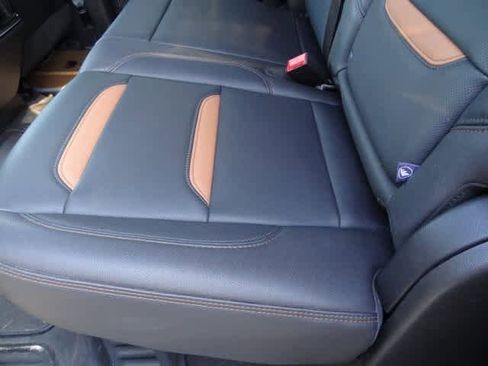 Used 2024 GMC Sierra 1500 AT4 image 19