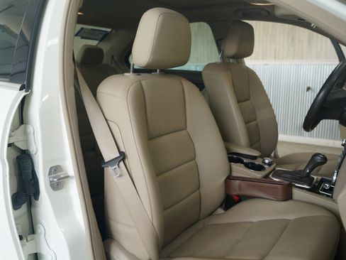 Used 2012 Mercedes-Benz C 300 4MATIC Sedan image 29