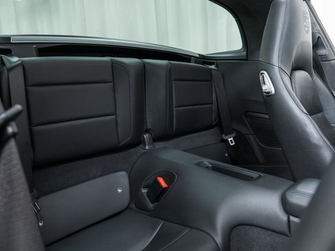 Certified 2019 Porsche 911 Targa 4S image 30