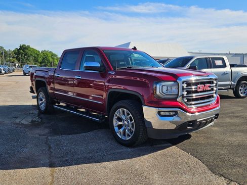 Used 2018 GMC Sierra 1500 SLT w/ SLT Premium Package AWD/4WD image 8