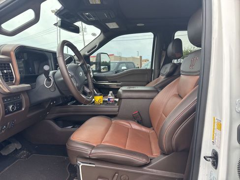 Used 2024 Ford F350 King Ranch AWD/4WD image 11
