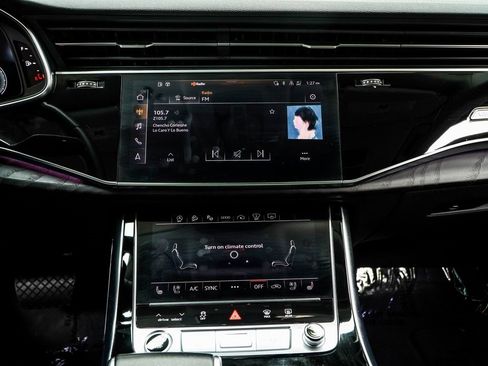 Used 2023 Audi Q8 Prestige image 22