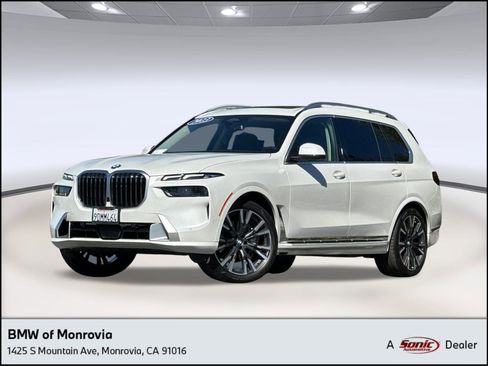 Used 2023 BMW X7 xDrive40i w/ Premium Package image 1