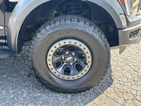 Used 2023 Ford F150 Raptor w/ Raptor Carbon Fibre Package AWD/4WD image 10