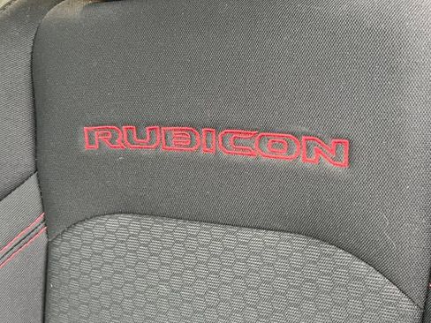 Used 2021 Jeep Wrangler Unlimited Rubicon AWD/4WD image 16