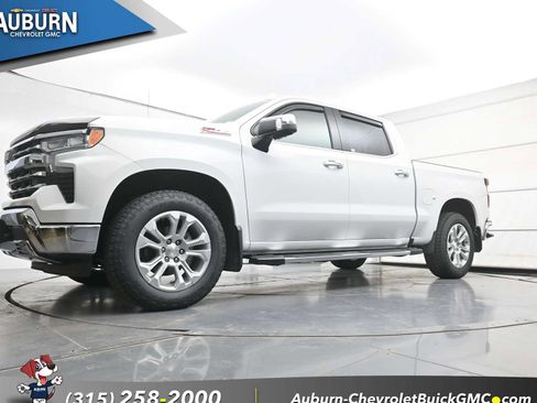 Used 2023 Chevrolet Silverado 1500 LTZ AWD/4WD image 21
