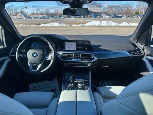 Used 2023 BMW X5 xDrive40i w/ Premium Package image 34