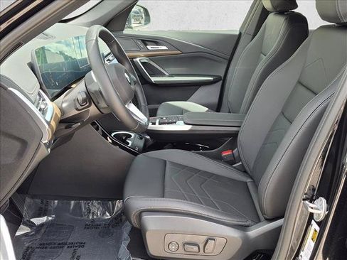 New 2026 BMW X1 xDrive28i w/ Technology Package AWD/4WD image 4