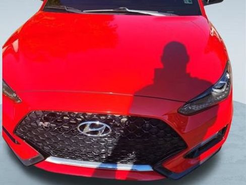 Used 2022 Hyundai Veloster N FWD image 15