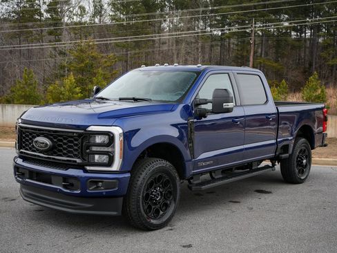 New 2026 Ford F250 Lariat w/ Black Appearance Package image 3