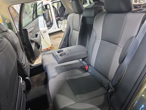 Used 2024 Subaru Outback Onyx Edition AWD/4WD image 13