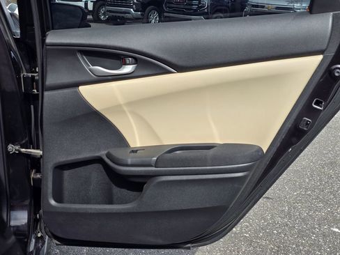 Used 2018 Honda Civic EX image 48