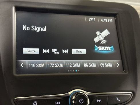 Used 2018 Chevrolet Equinox LT FWD image 14