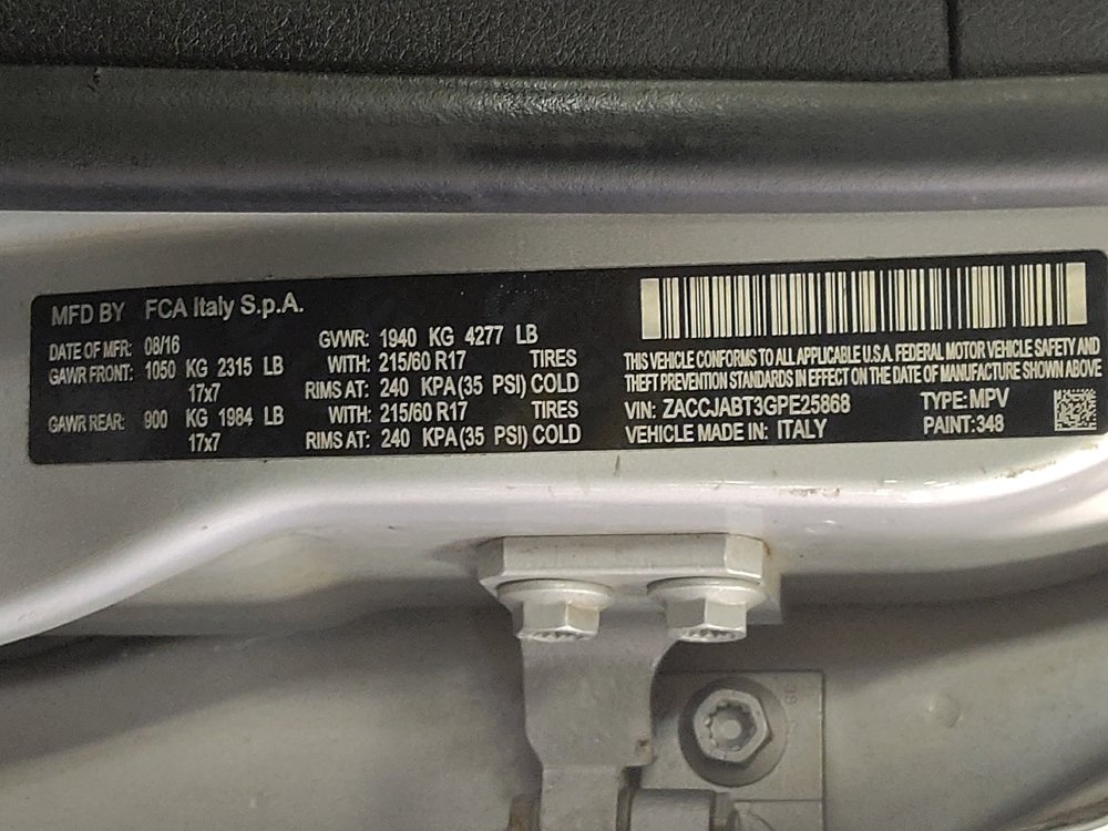 Used 2016 Jeep Renegade Latitude w/ Popular Equipment Group FWD image 33