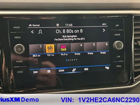 Certified 2022 Volkswagen Atlas Cross Sport SE image 36