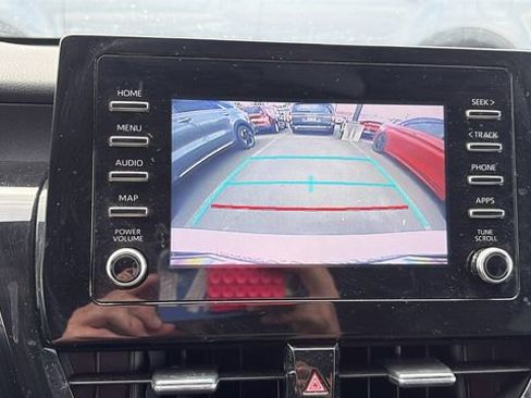 Used 2021 Toyota Camry SE FWD image 15
