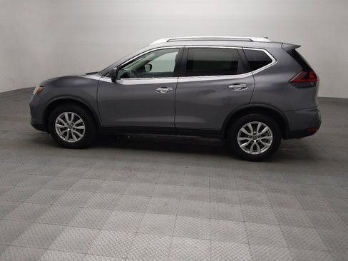 Used 2020 Nissan Rogue SV FWD image 3