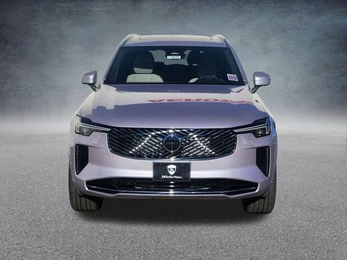 New 2026 Volvo XC90 B6 Plus w/ Protection Package Premier image 2