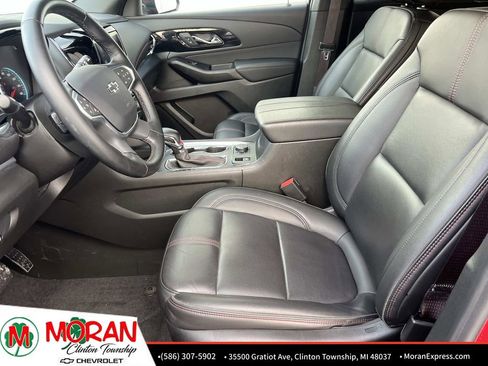 Certified 2023 Chevrolet Traverse RS w/ LPO, Floor Liner Package image 18