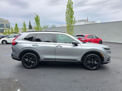 Used 2023 Honda CR-V Sport Touring image 8
