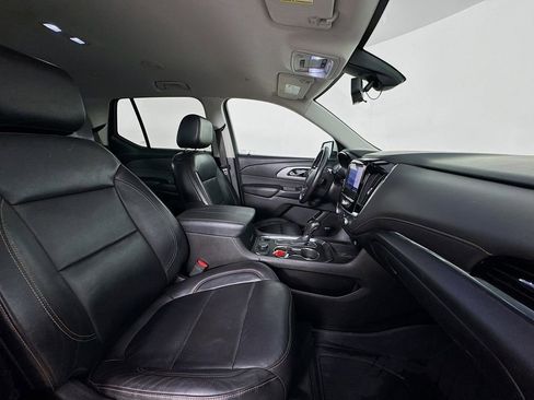 Used 2020 Chevrolet Traverse RS FWD image 37