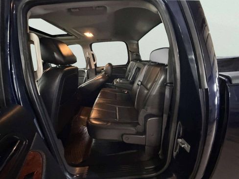 Used 2011 Chevrolet Silverado 3500 LTZ w/ LTZ Plus Package image 15