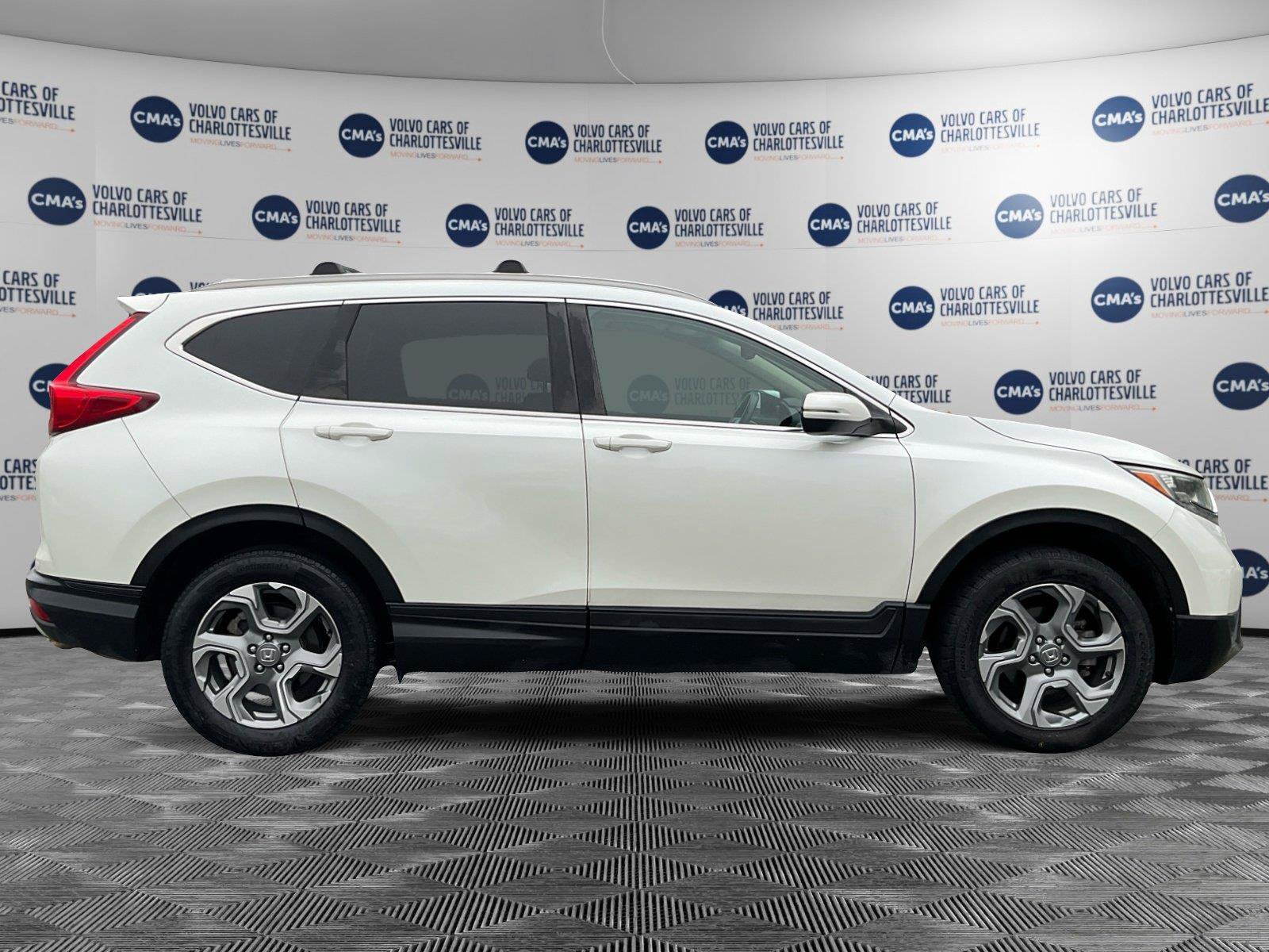 Used 2017 Honda CR-V EX-L image 6