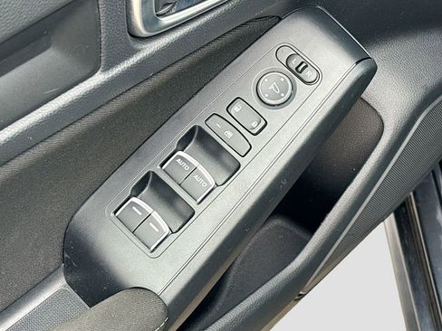 Used 2023 Honda Civic LX image 17