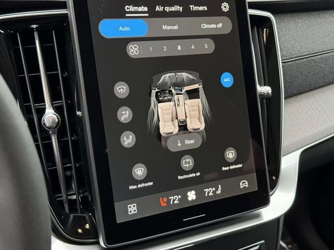 New 2026 Volvo XC90 B6 Ultra image 21