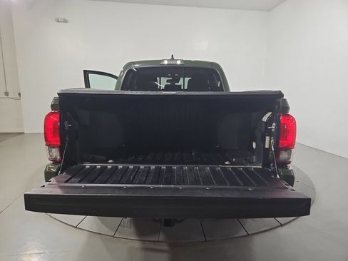 Used 2021 Toyota Tacoma SR5 w/ Trail Edition AWD/4WD image 22