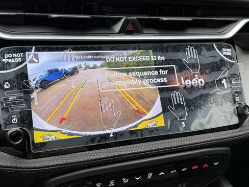 New 2026 Jeep Cherokee Laredo image 22