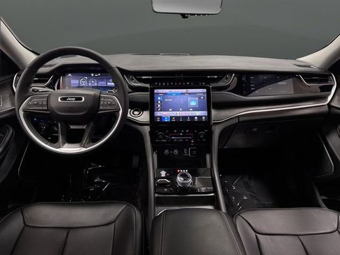 Used 2023 Jeep Grand Cherokee 4WD 4xe w/ Luxury Tech Group II image 5