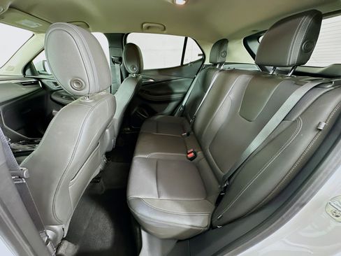 Used 2025 Buick Encore GX Preferred image 26
