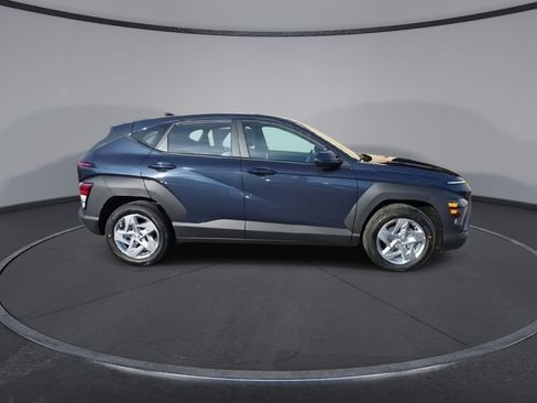 New 2026 Hyundai Kona SE image 9