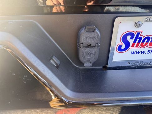 Used 2023 Chevrolet Silverado 1500 Custom image 12