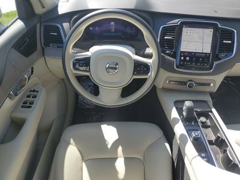Used 2023 Volvo XC90 B6 Plus AWD/4WD image 26