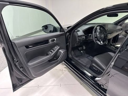 Used 2022 Honda Civic Sport Touring image 12